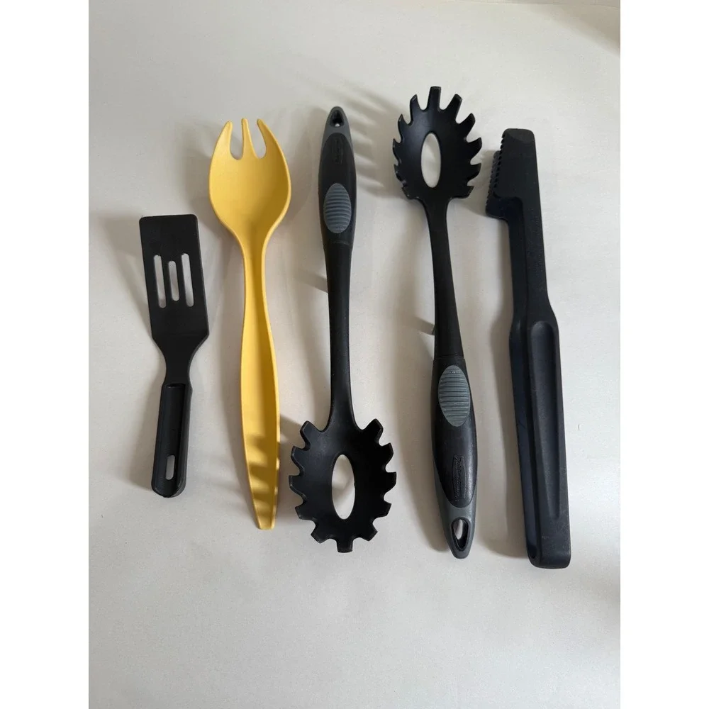 Pampered‎ Chef Tupperware Rubbermaid Kitchen Utensil Lot 5pc Black Yellow Mixed